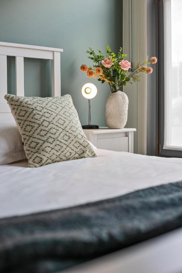 Huswell - Charming Getaway In The Historical City Center Bruges Exterior foto